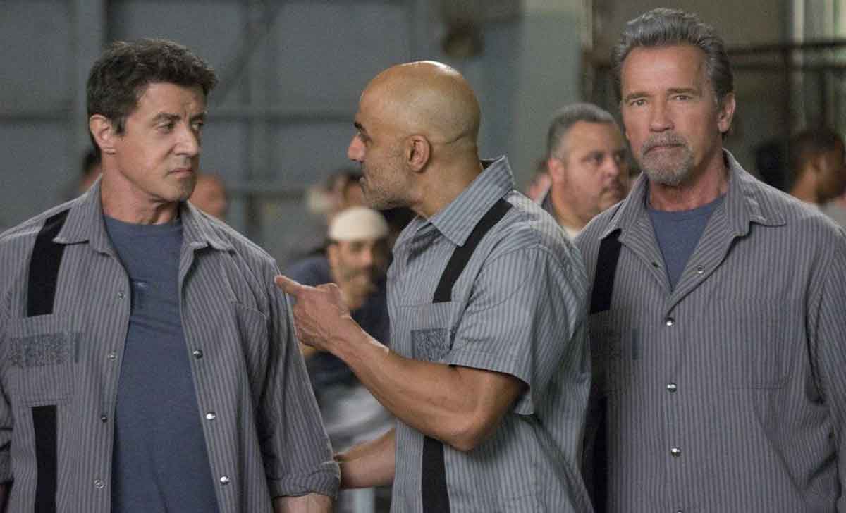 Primer trailer de ESCAPE PLAN con Schwarzenegger y Stallone plan de escape fotograma