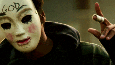 Anarchy: La noche de las bestias -Evita-Lunáticos