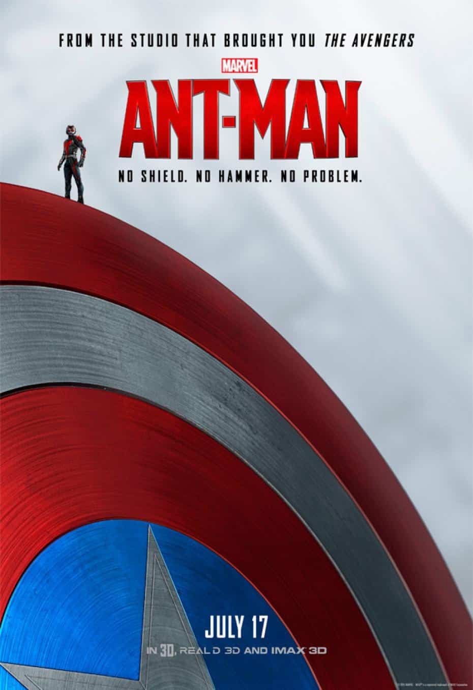 ant-man sobre el escudo de capitán américa: Civil War
