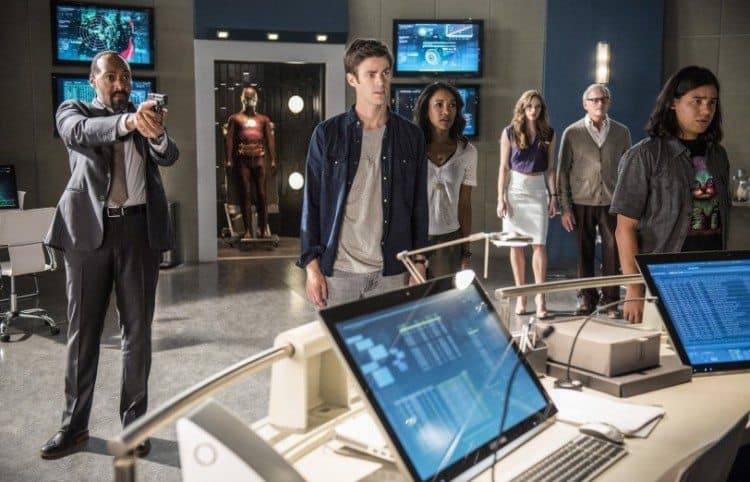 Imagen del primer episodio de la segunda temporada de 'The Flash' flash