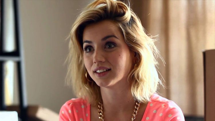 ana de armas exposed