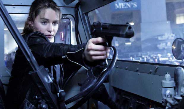 emilia clarke en terminator genisys