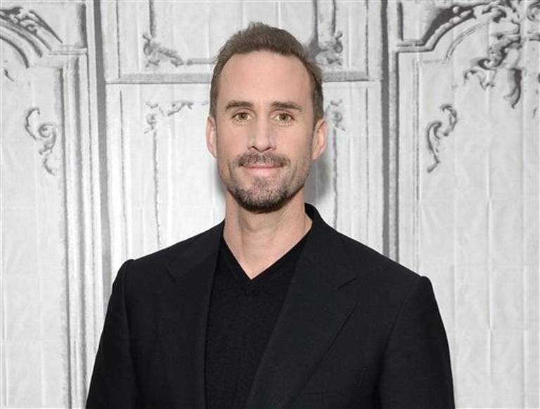 joseph_fiennes_