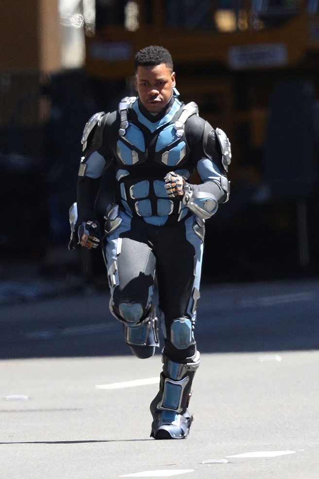 john boyega en el rodaje de pacific rim 2 (3)