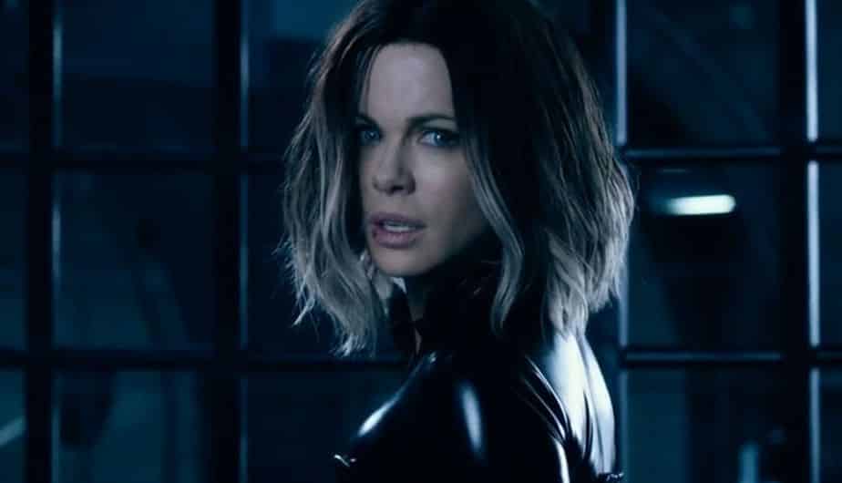 Póster en español de 'Underworld: El despertar' underworld: guerras de sangre