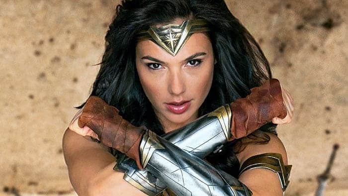 este es el modo en el que 'wonder woman' conectará con 'batman v superman', la 'liga de la justicia' y el resto de películas de dc comics