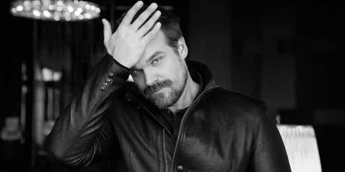 David Harbour será Hellboy