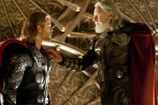 La imagen del regreso de Odín en 'Thor: Ragnarok' - Cinemascomics.com