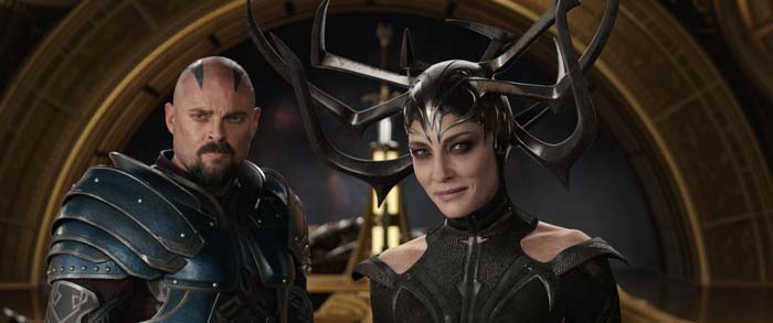Skurge junto a Hela