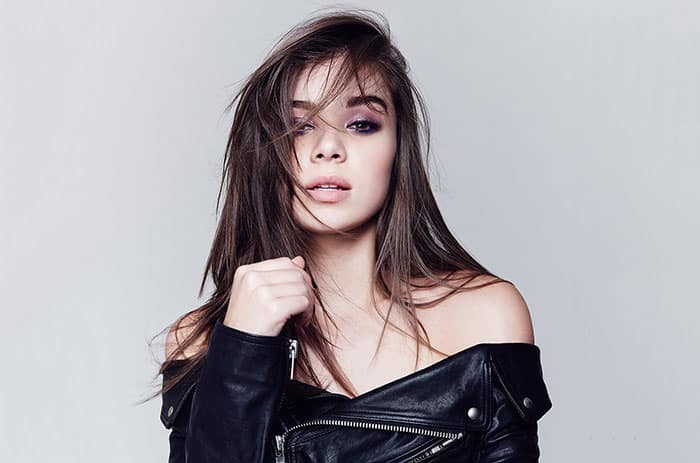 Hailee Steinfeld, posible Barbara Gordon en la película de Batgirl (DC Comics)