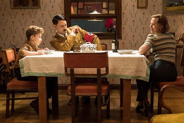 taika waititi como adolf hitler en jojo rabbit
