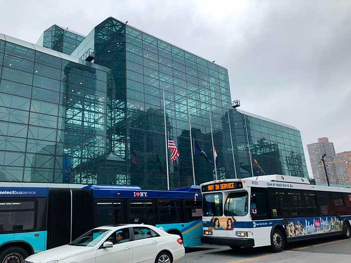 banderas a media asta nycc