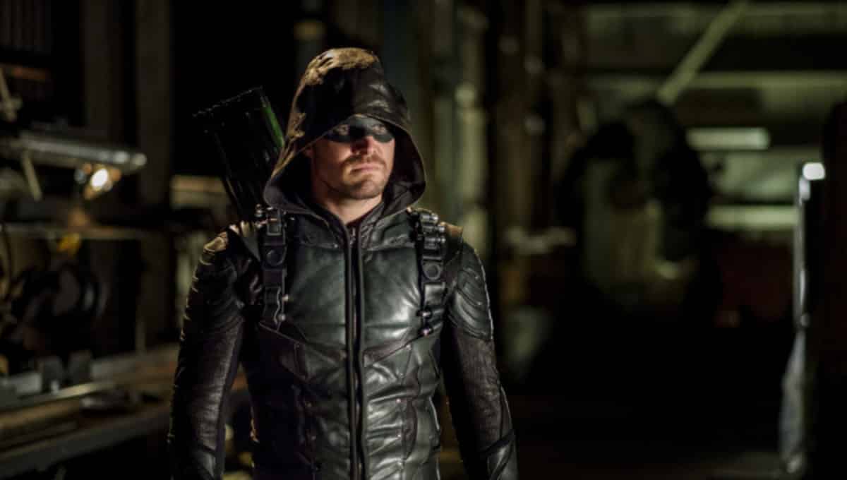Stephen Amell expresa sus frustración con el final de Arrow