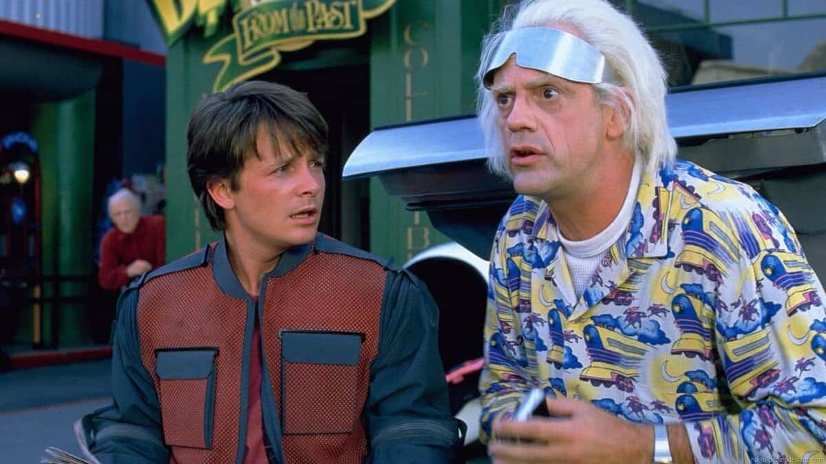 doc brown en regreso al futuro