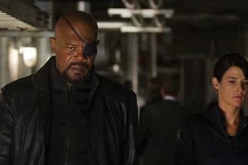 nick furia (samuel l. jackson) y maria hill (cobie smulders) en spider-man: lejos de casa