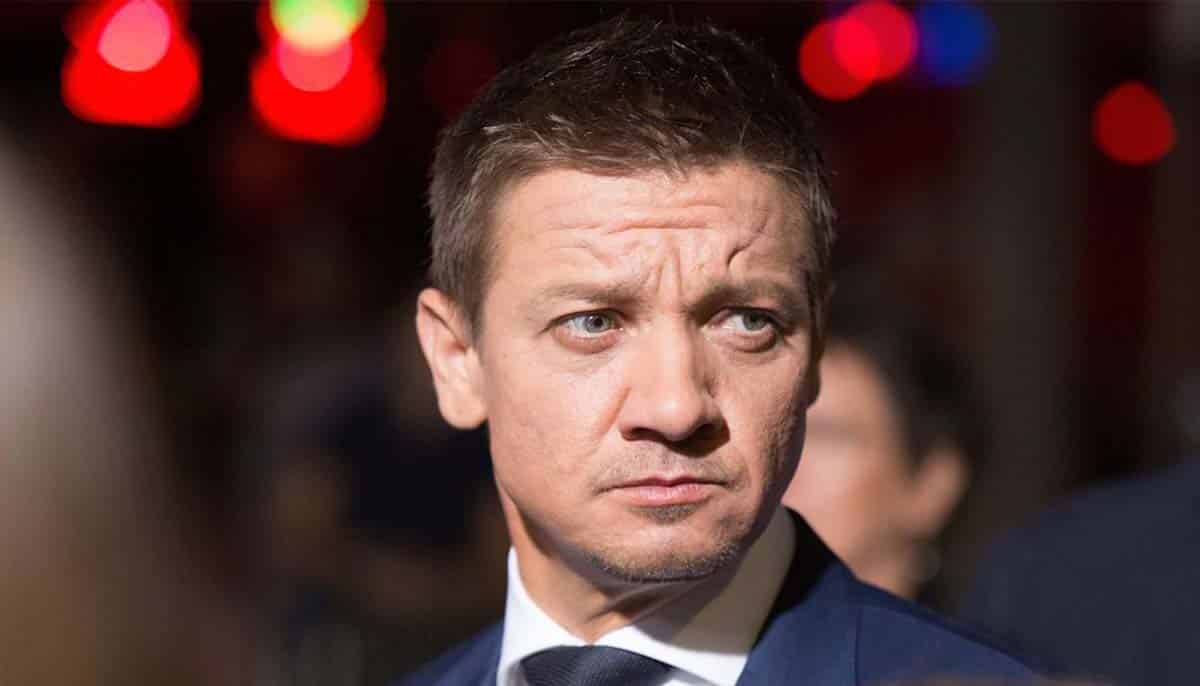jeremy renner rompe el silencio sobre las acusaciones de su ex esposa