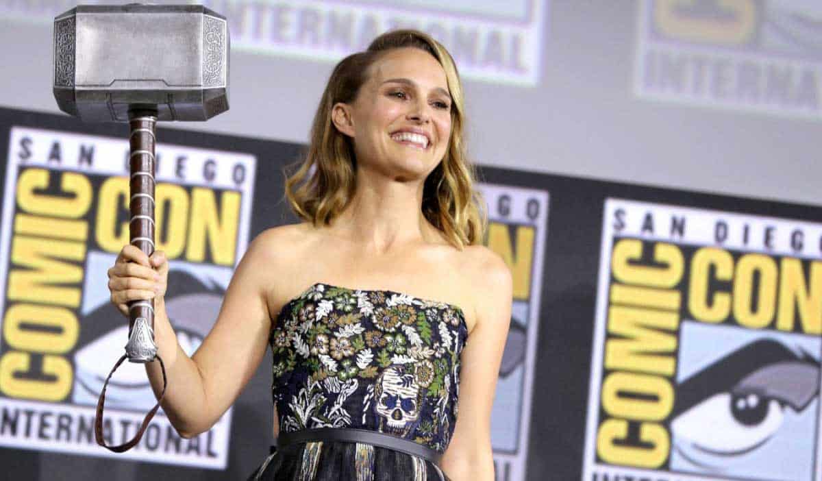 marvel podría llevar a cabo una trilogía de natalie portman como mighty thor