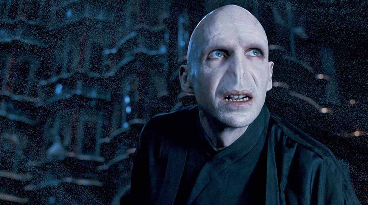 harry potter: ralph fiennes no quiere que otro actor haga de voldemort