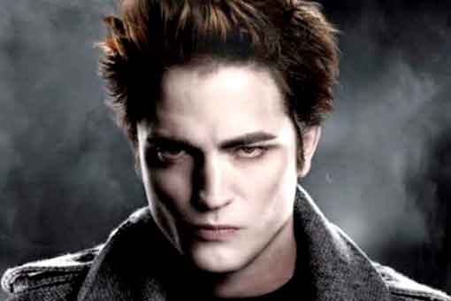 robert pattinson explica por qué crepúsculo es una historia extraña