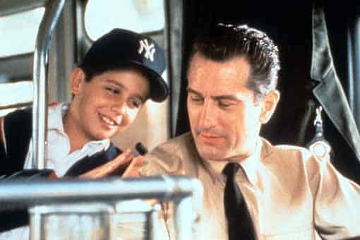 Retro-crítica de "Una historia del Bronx" retro-crítica de "una historia del bronx"