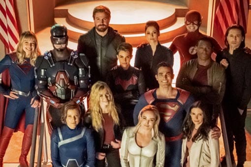 crisis en tierras infinitas: el ambicioso crossover presentó su trailer final