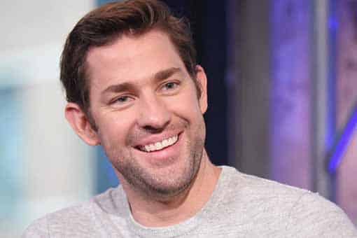 john krasinski reveló que chris hemsworth se rió al verlo como capitán américa