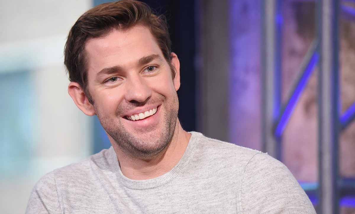 John Krasinski reveló que Chris Hemsworth se rió al verlo como Capitán América john krasinski reveló que chris hemsworth se rió al verlo como capitán américa