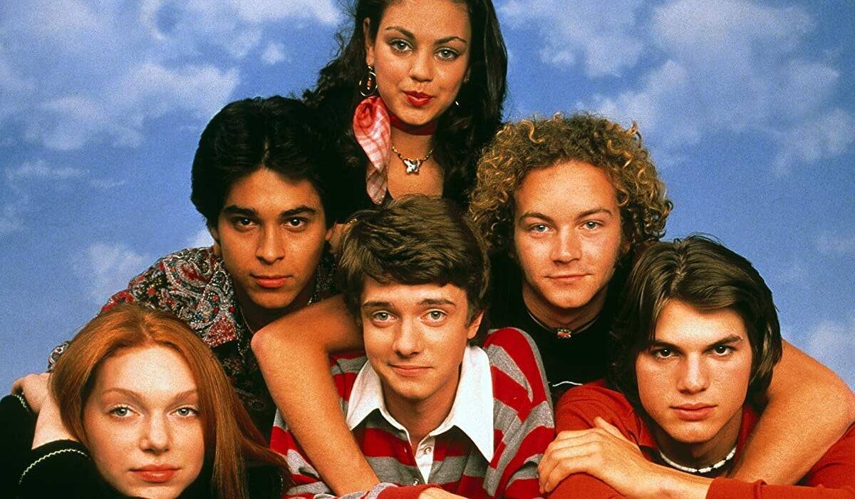 Un actor de That 70s show fue arrestado por tres cargos de violación