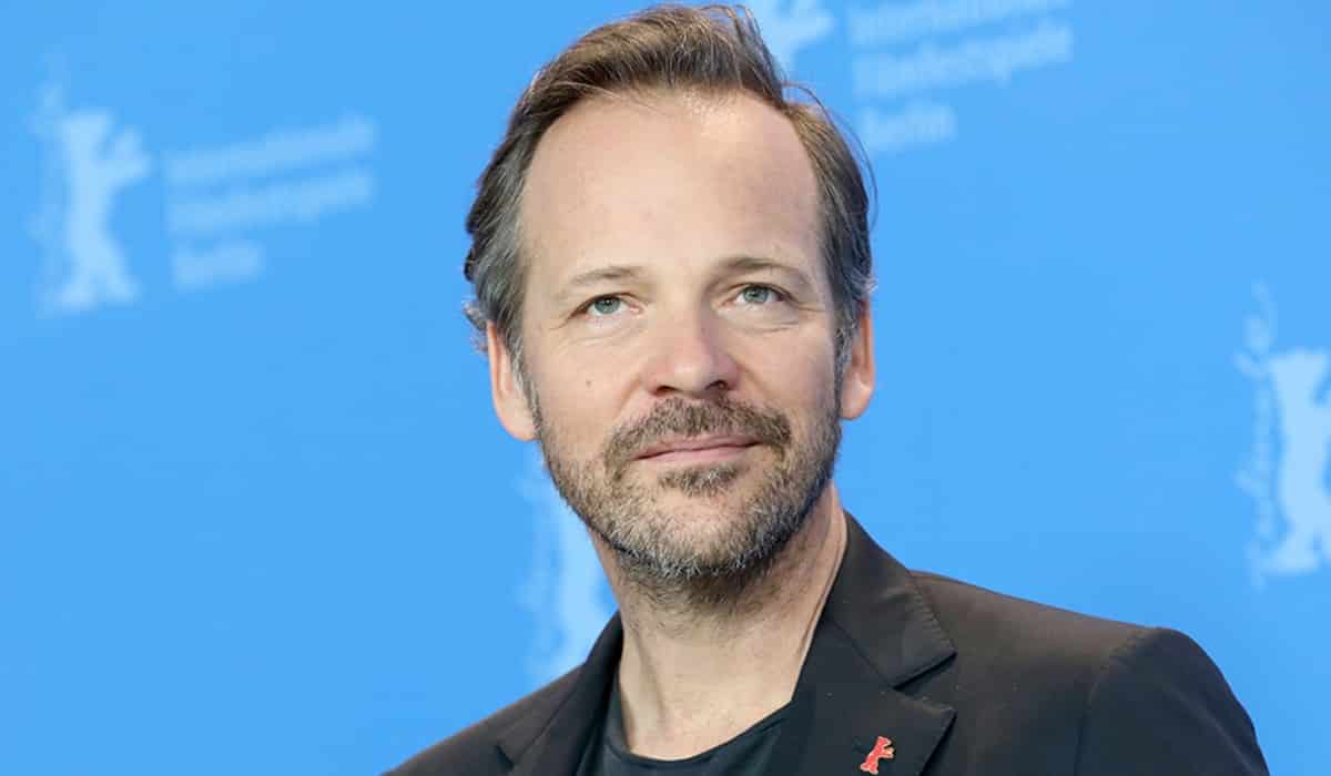 the batman: peter sarsgaard describe su personaje como "muy intenso"