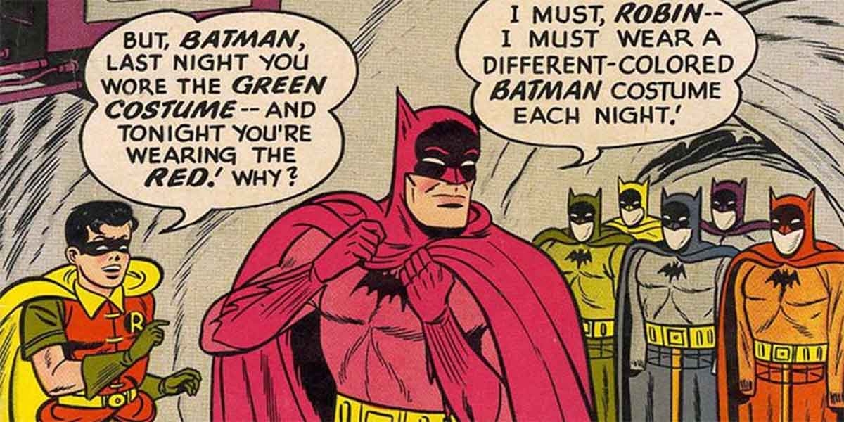 explicación al traje color arcoíris de batman