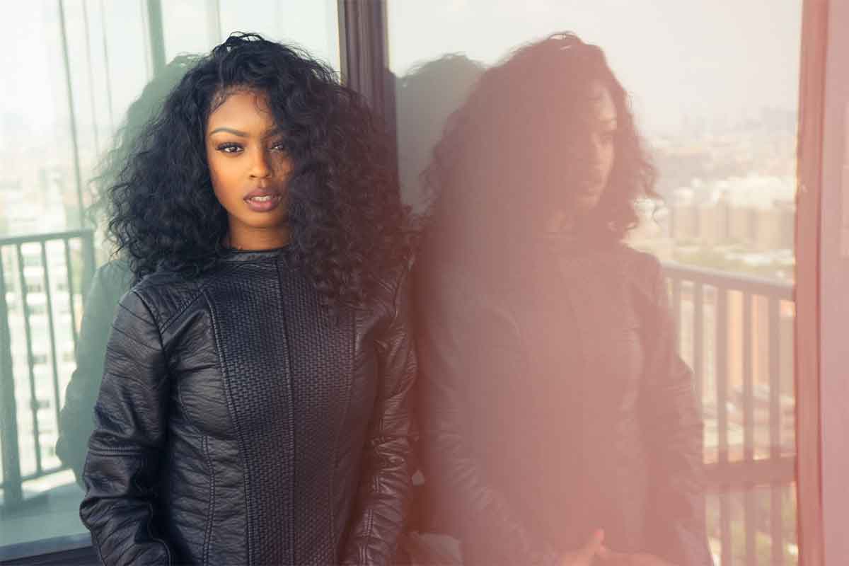 Fichan a la nueva Batwoman del Arrowverso