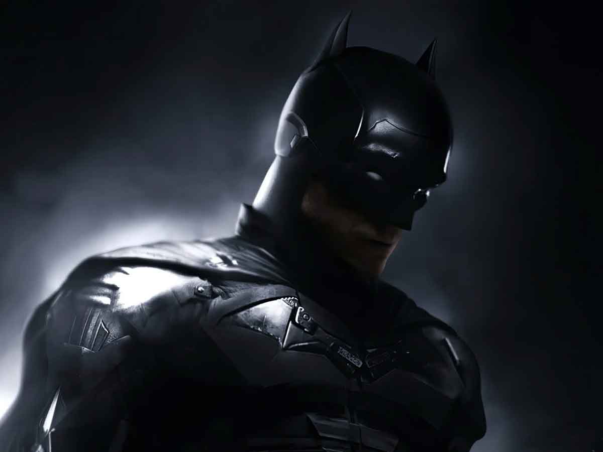 the batman trata sobre la relación entre bruce wayne y alfred