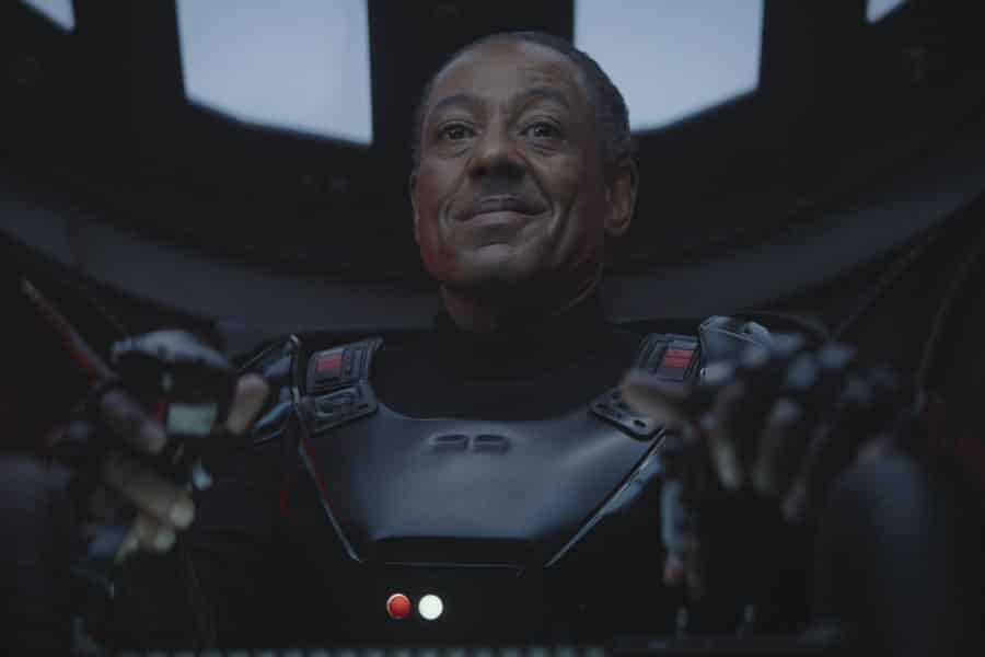 Giancarlo Esposito cuenta como es dar vida a Moff Gideon