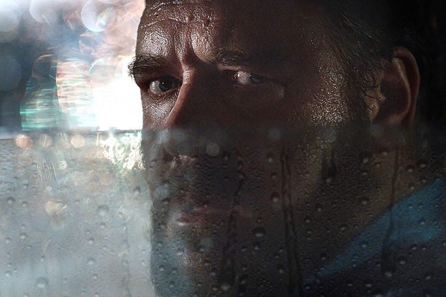 Russel Crowe podría unirse al elenco de El señor de los anillos de Amazon crítica a salvaje: un desquiciado russell crowe sobre ruedas