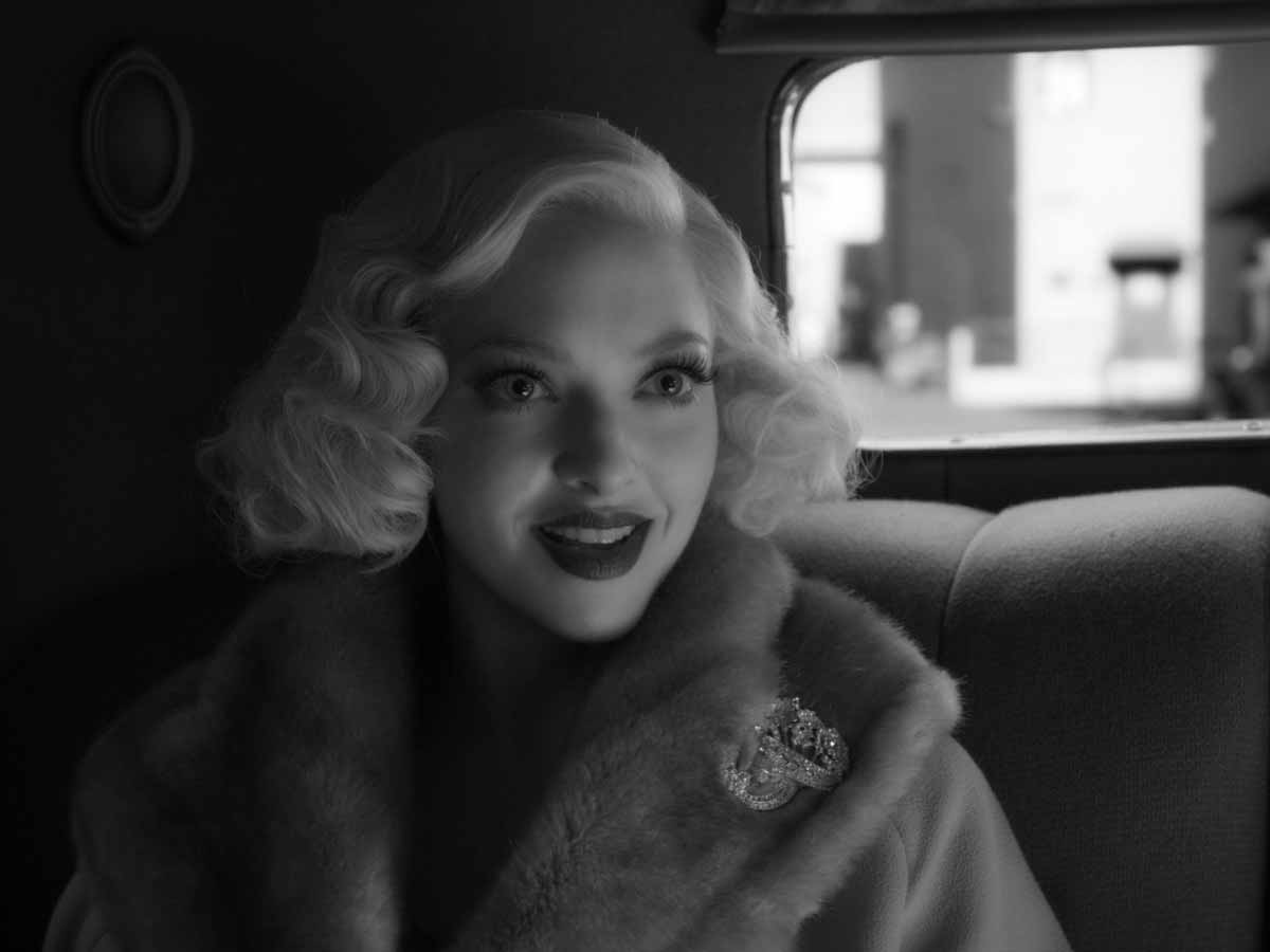 amanda seyfried no cree que sea divertido participar en películas de superhéroes