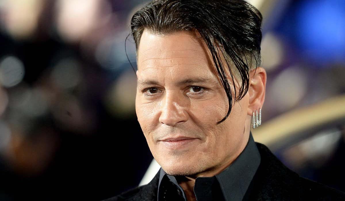 la nueva película de johnny depp es un fracaso