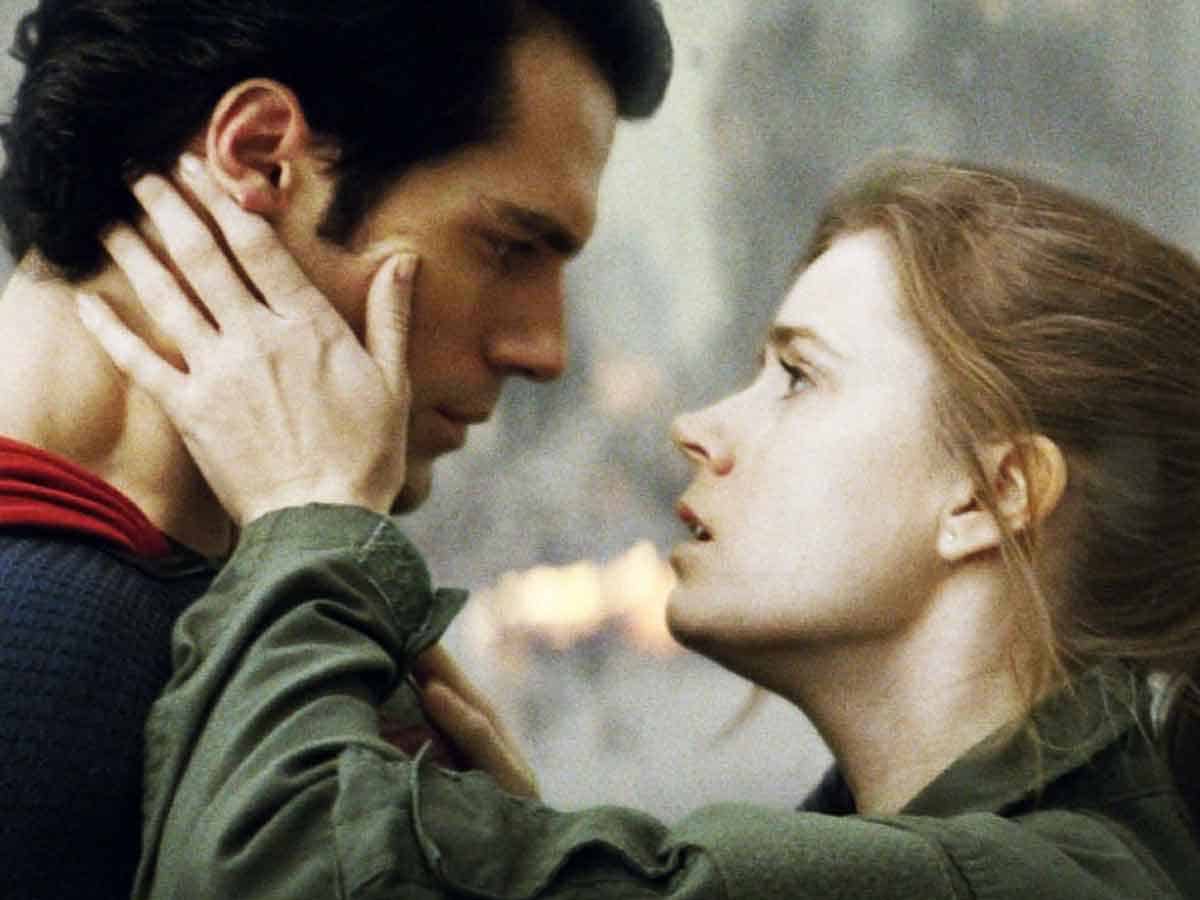 ¿está embarazada lois lane en liga de la justicia de zack snyder?