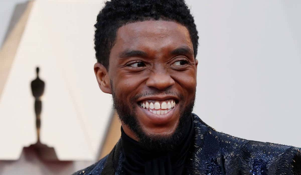 netflix hará un documental en honor a chadwick boseman