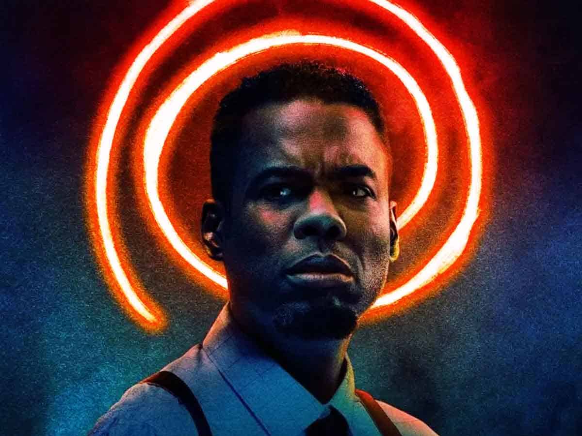 mucho gore en la escena inicial de spiral que se puede ver online