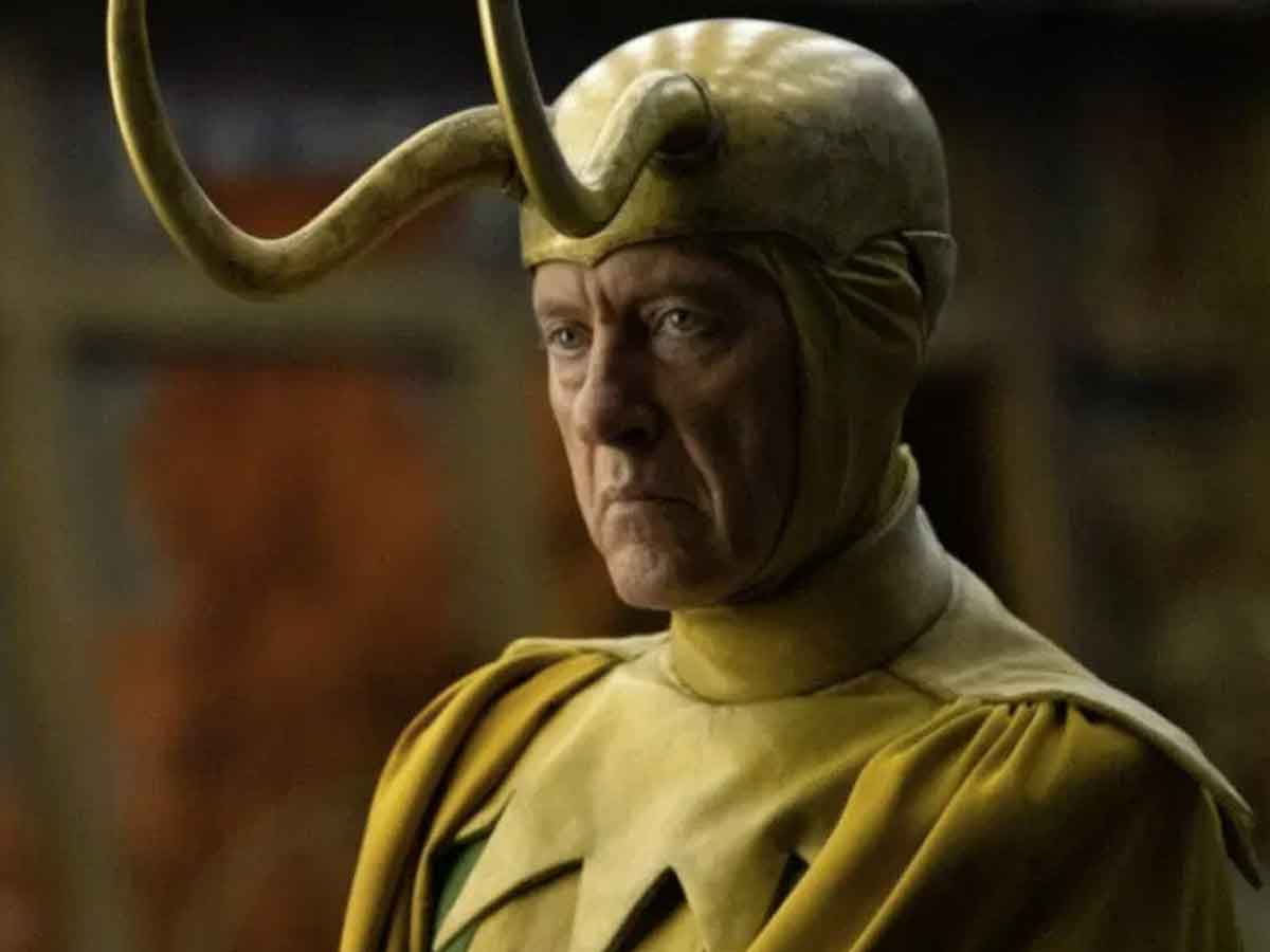 A Richard E Grant no le gustaba su traje de Loki a richard e grant no le gustaba su traje de loki