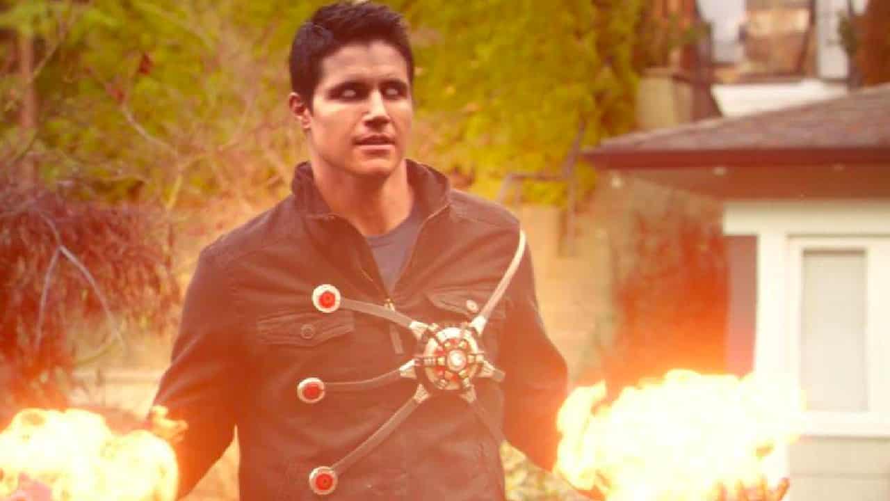 the flash: firestorm regresa para la temporada 8