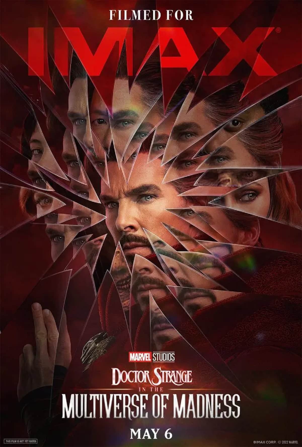 póster de doctor strange en el multiverso de la locura