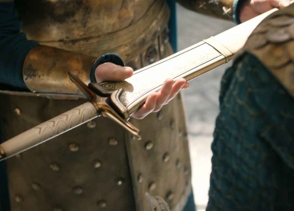 Narsil en El Señor de los Anillos: Los anillos de poder