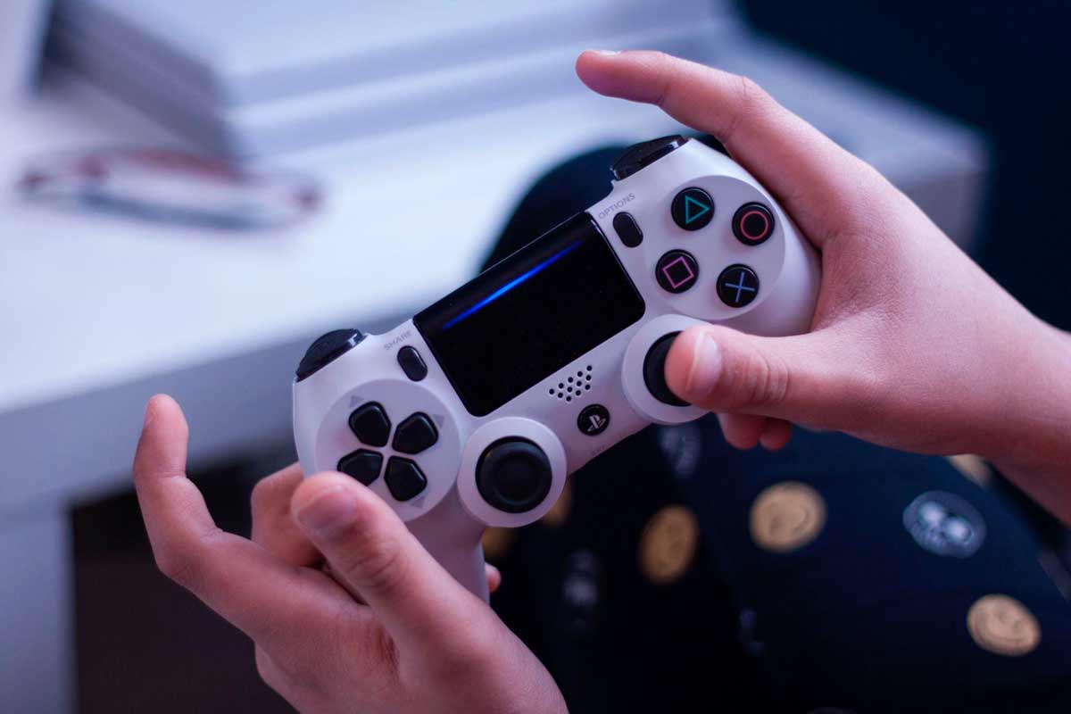 compartir juegos digitales de ps4 con amigos