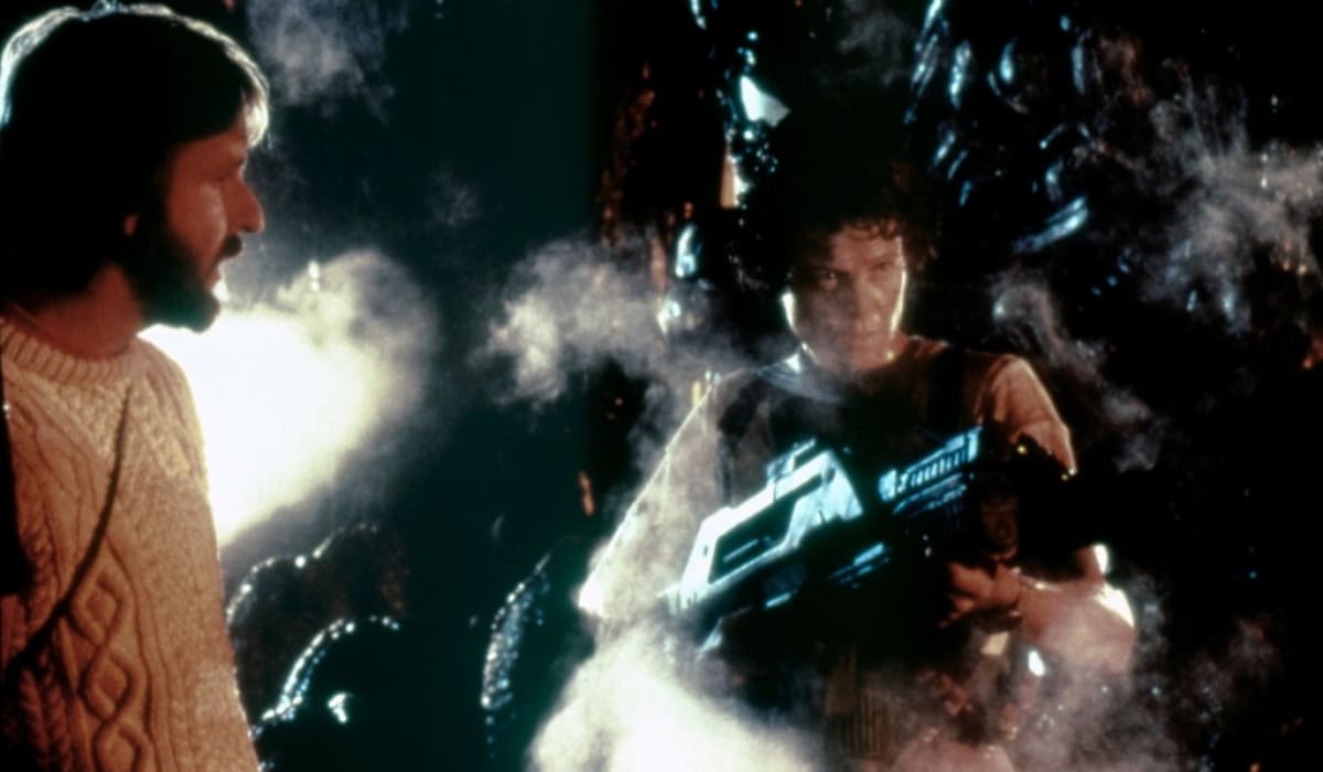 james cameron - aliens