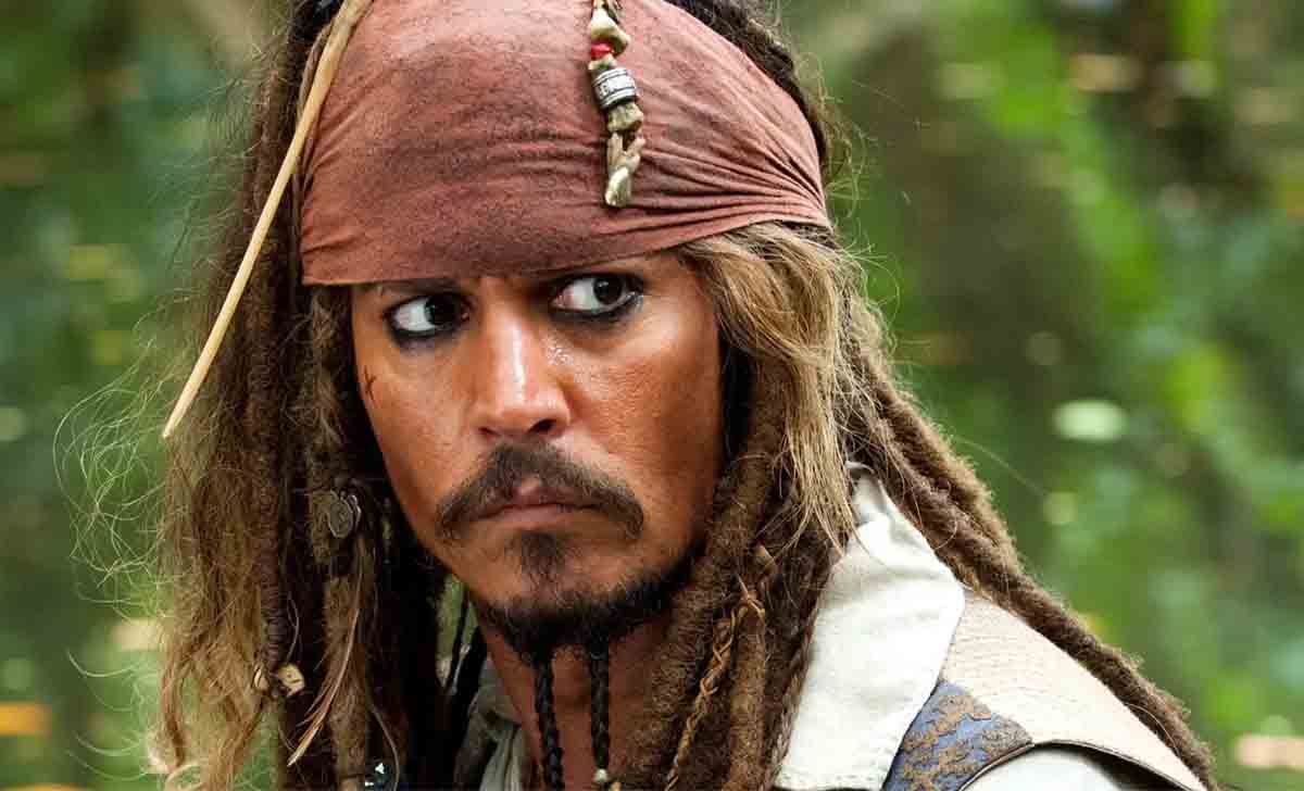 johnny depp como jack sparrow en piratas del caribe