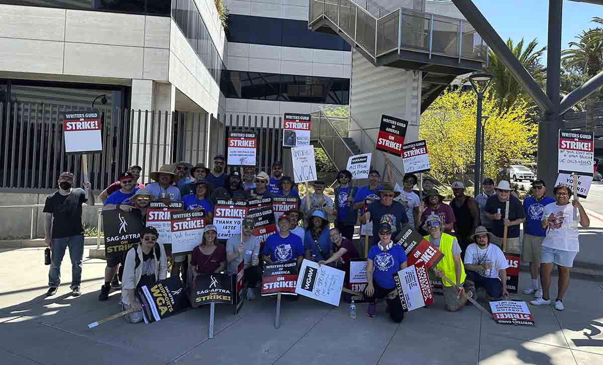 los autores de cómic se unen a las protestas