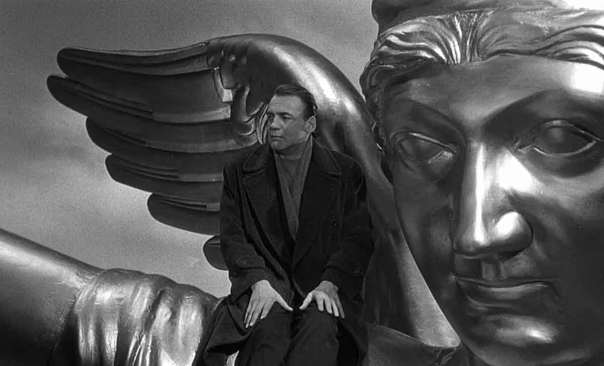 el cielo sobre berlín (1987)