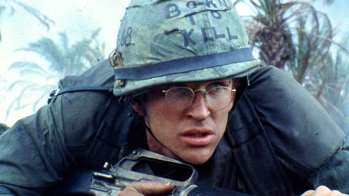 el impacto cultural de la chaqueta metálica décadas después de su estreno