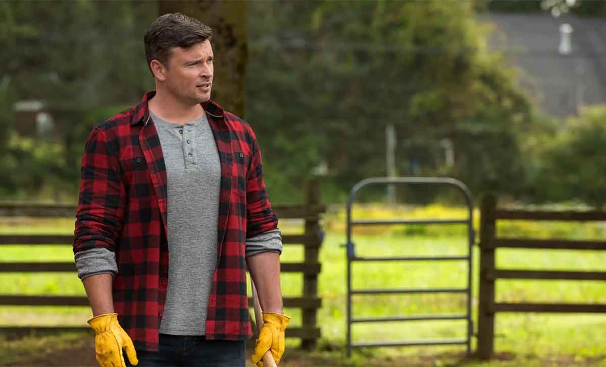 Tom Welling en Crisis en Tierras Infinitas - Smallville